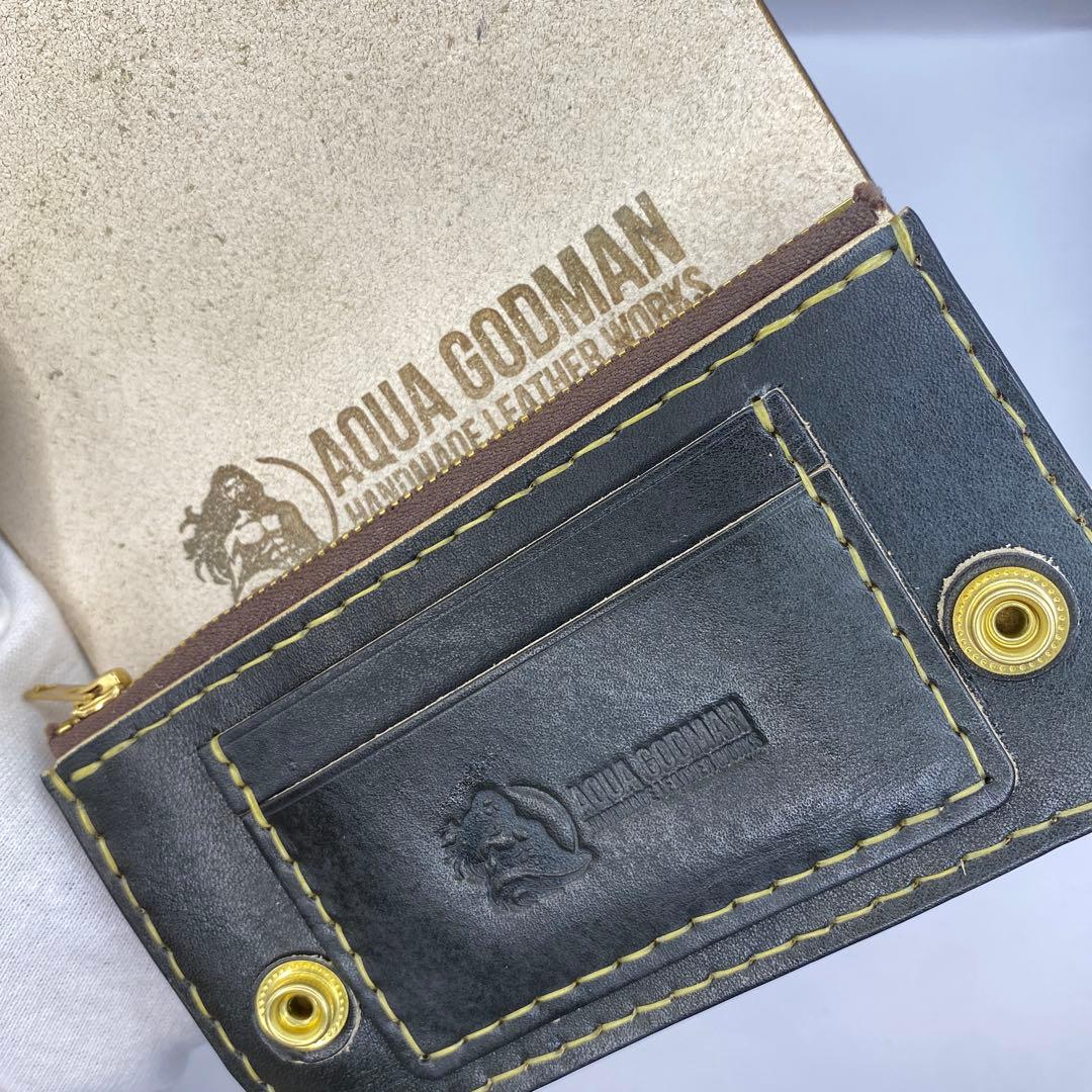 本革 丘染めブラック マチ付 ミドル トラッカーウォレット