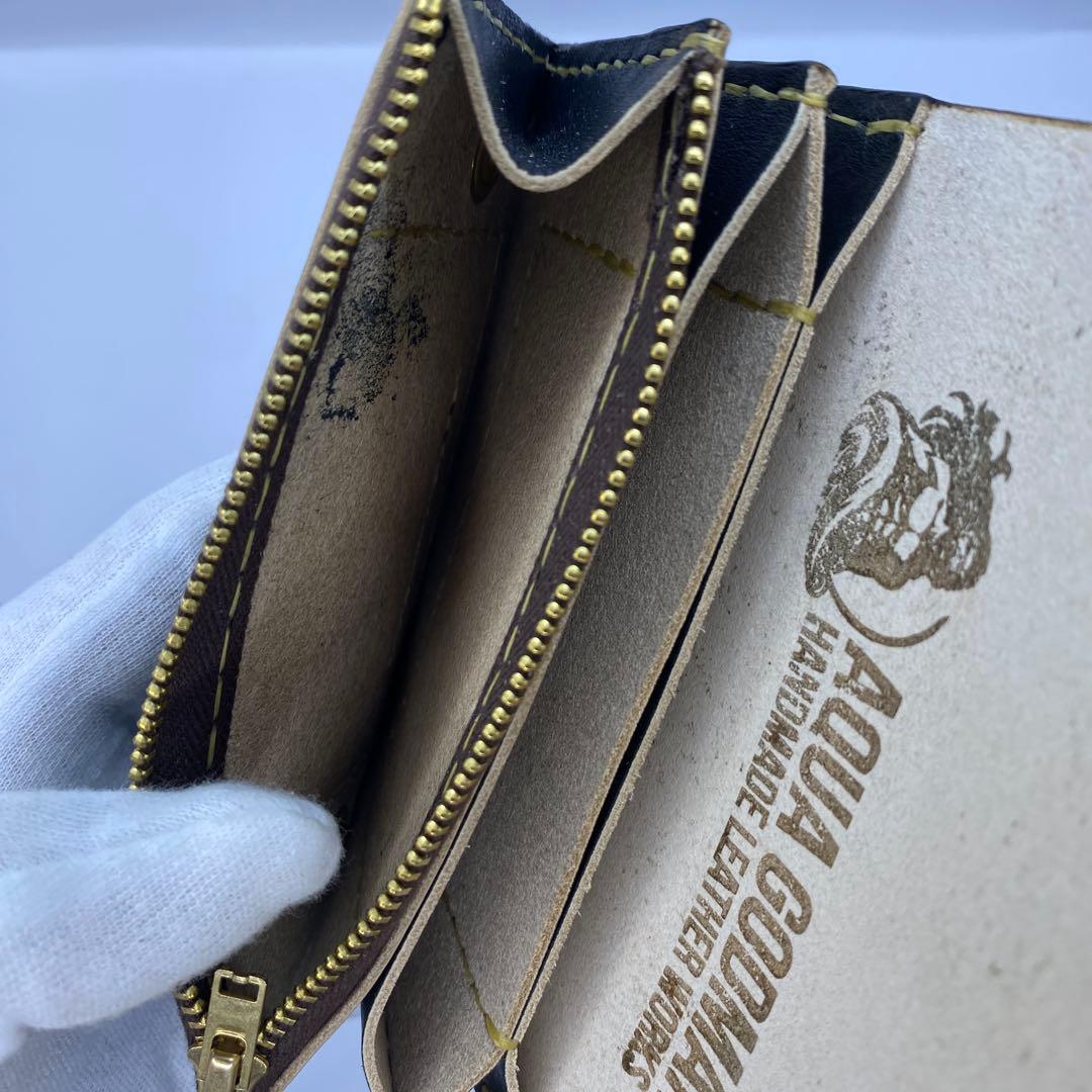 本革 丘染めブラック マチ付 ミドル トラッカーウォレット