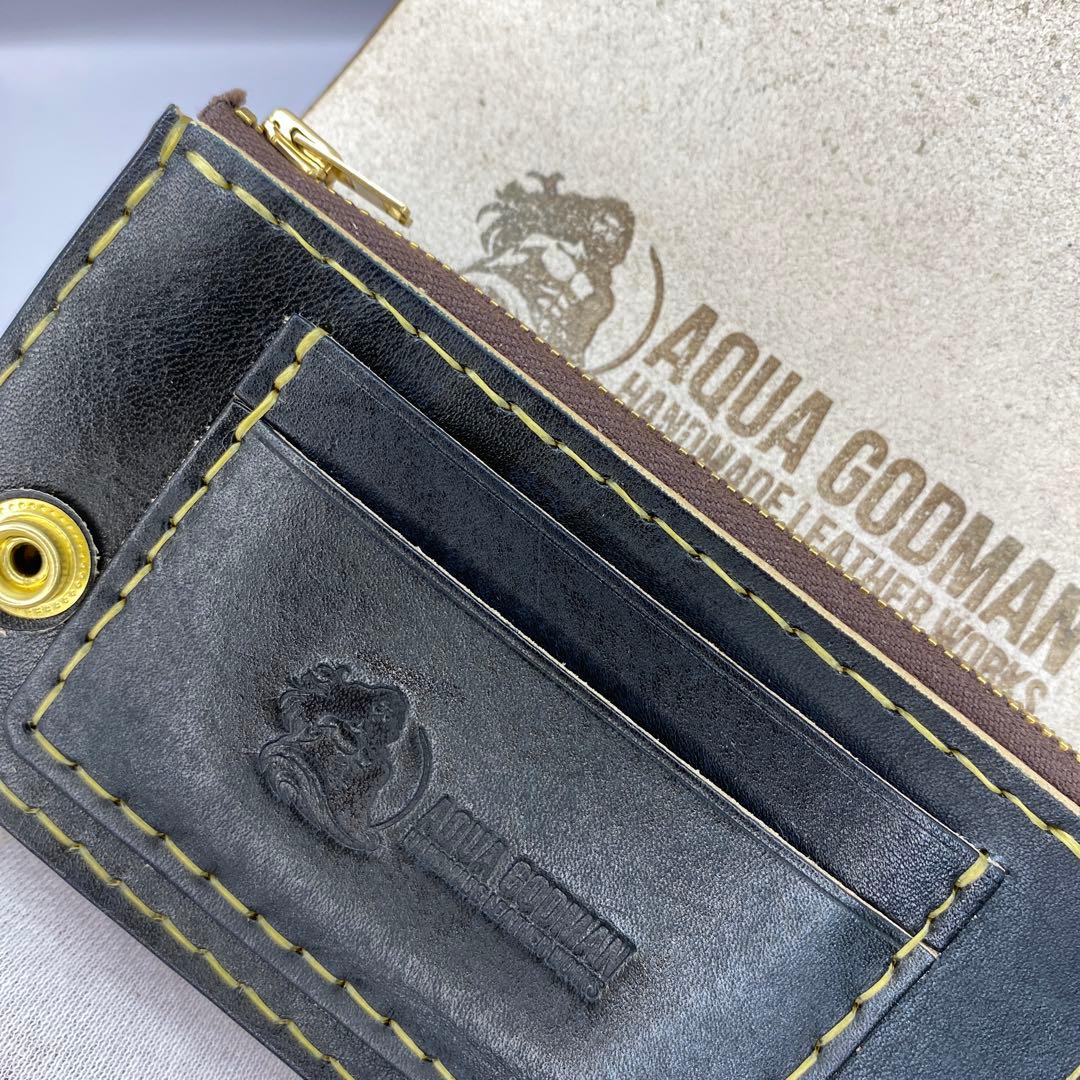 本革 丘染めブラック マチ付 ミドル トラッカーウォレット