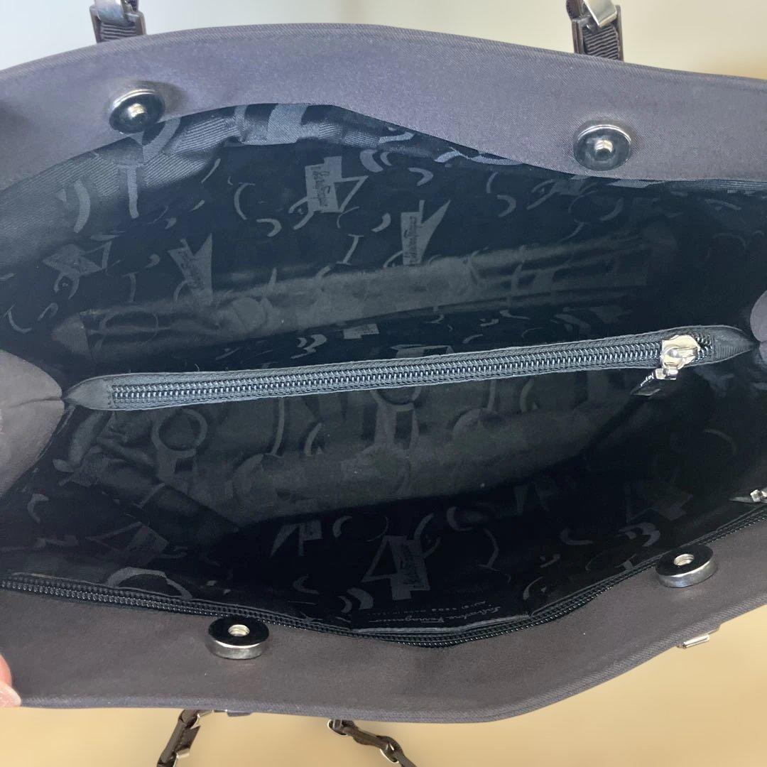 フェラガモ Ferragamo ヴァラチェーン トートバッグ