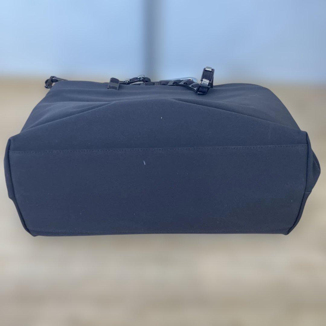 フェラガモ Ferragamo ヴァラチェーン トートバッグ