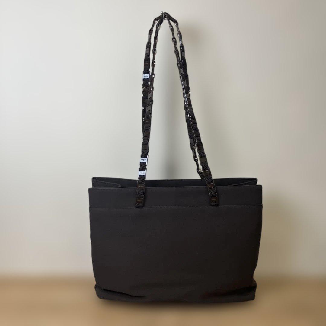 フェラガモ Ferragamo ヴァラチェーン トートバッグ