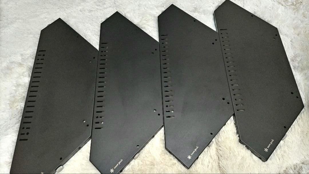 【ほぼ未使用】 peak 焚き火テーブル　ジカロテーブル　ブラック