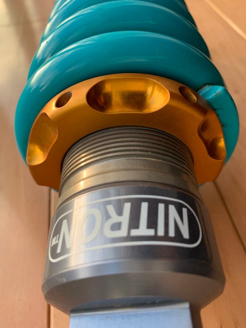 NITRON　リヤショック