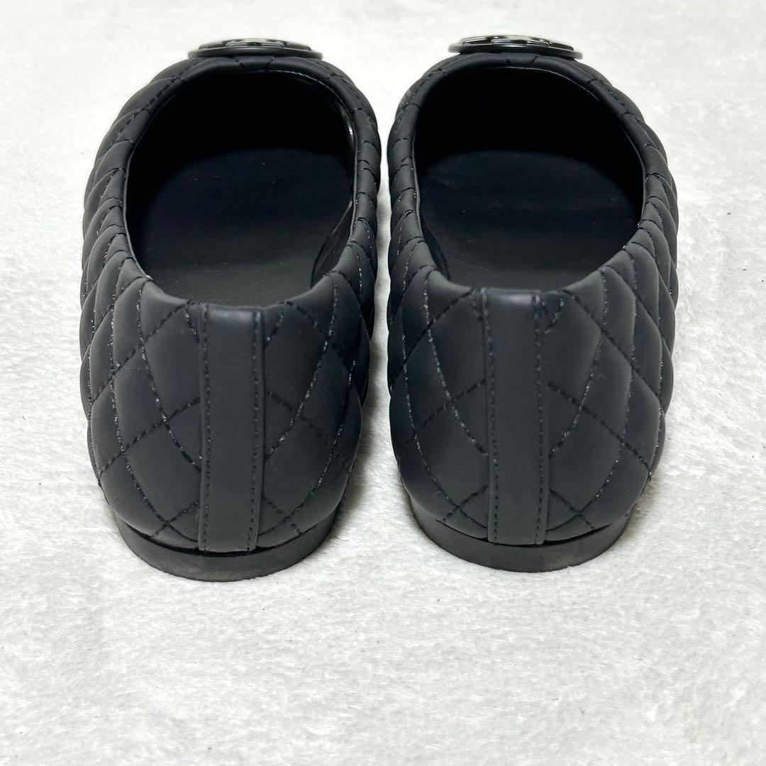 極美品✨Tory Burch キルティング フラットシューズ ブラック 23.5