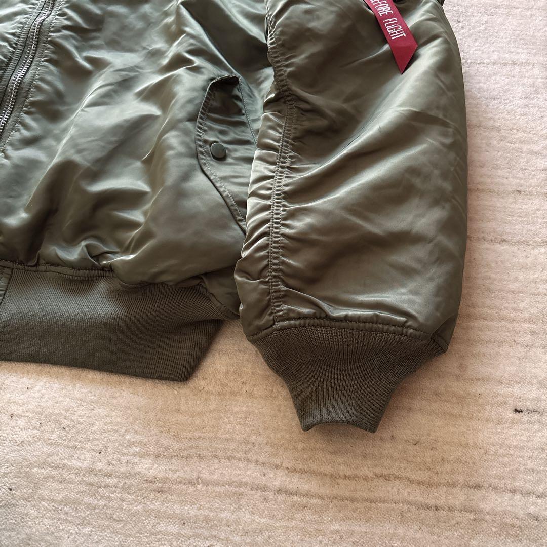 希少な5Lサイズ ALPHA MA-1 大きいサイズ カーキ リバーシブル