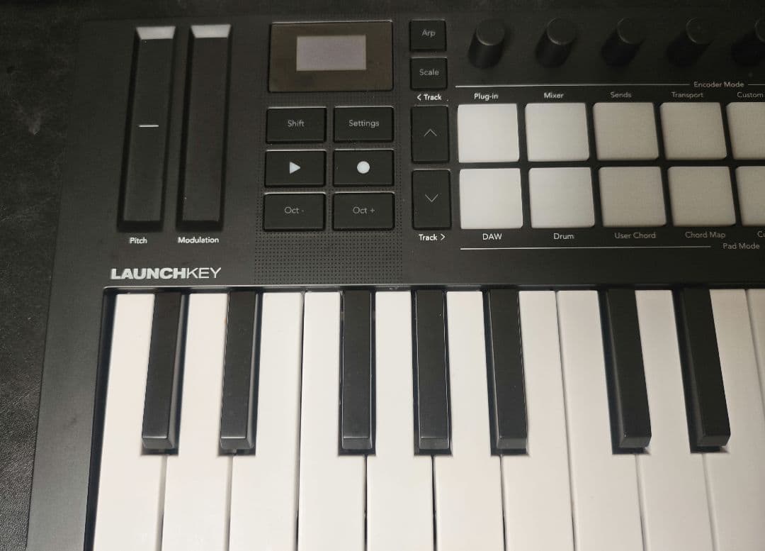 DTM・DAW Launchkey Mini 25 MK4