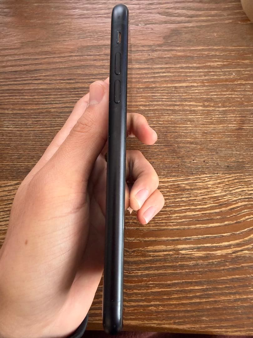 iPhone 10 R 本体 美品