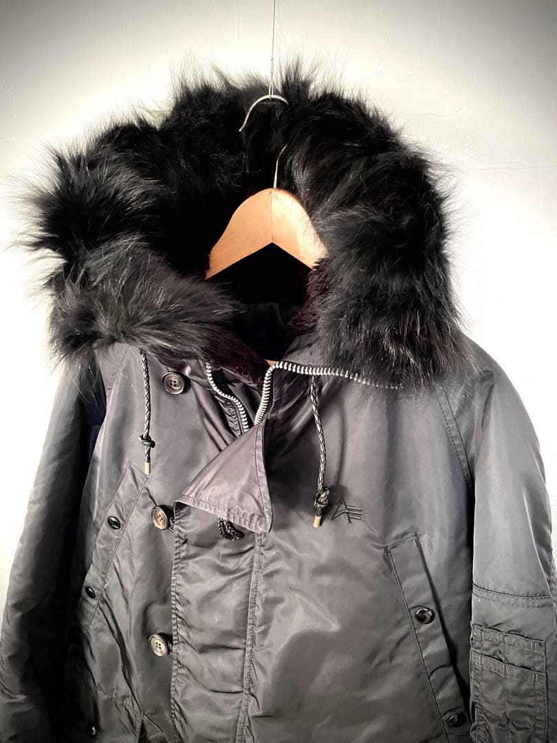 EDIFICE別注 ALPHAINDUSTRIES N-3B