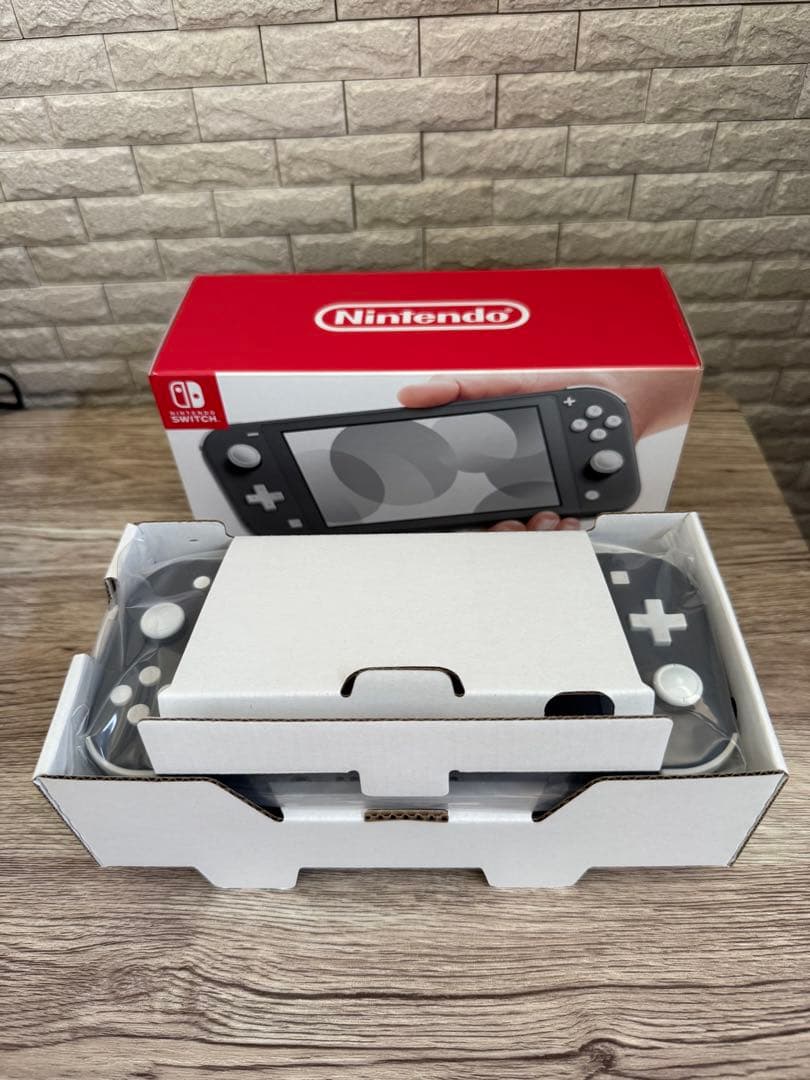 【美品】Nintendo Switch Lite グレー キャリングケース付き