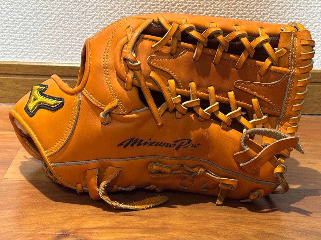 ミズノプロ軟式外野手用グラブ　匿名配送　オレンジ　型付け済み