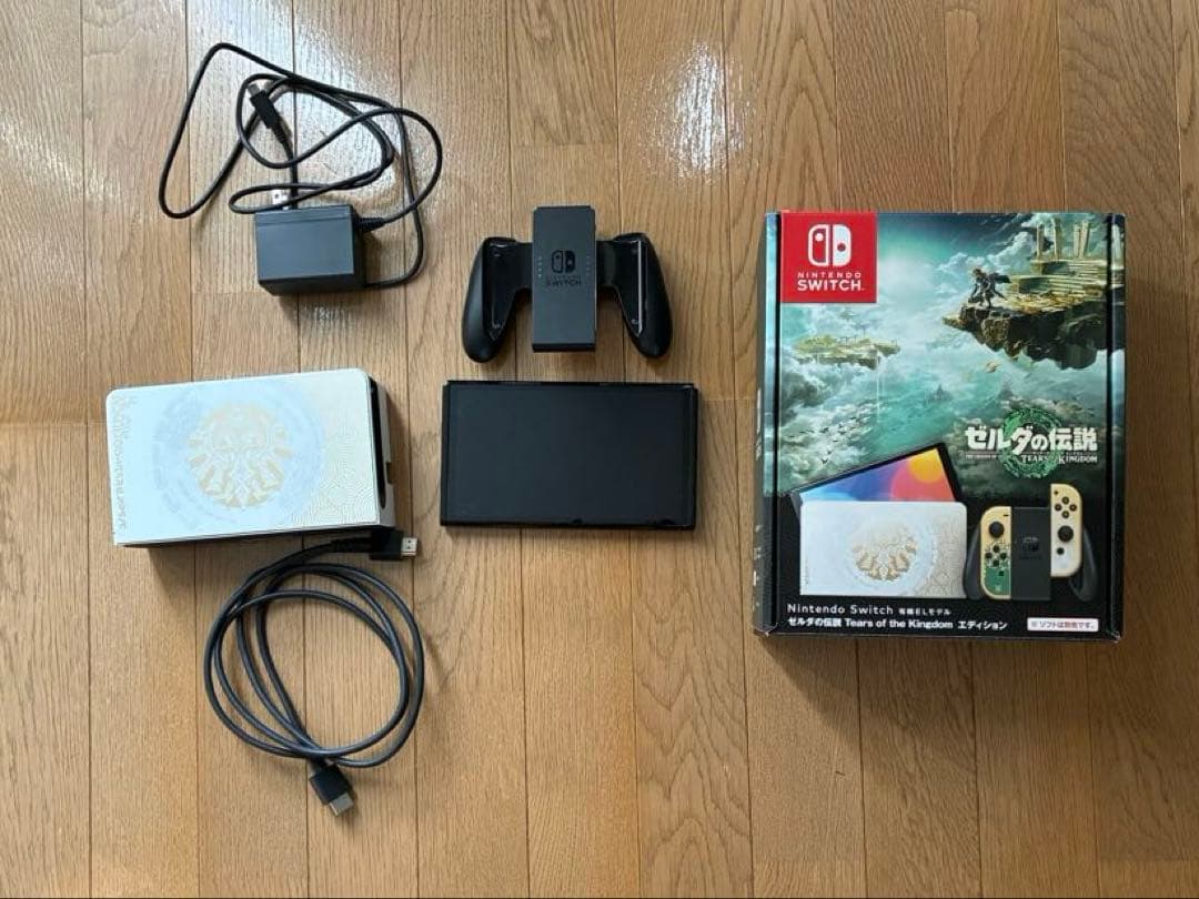 Nintendo Switch ゼルダの伝説特別版 本体　joy conなし