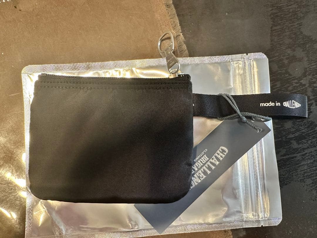 made in challenger ポーチ 旗艦店限定 new balance