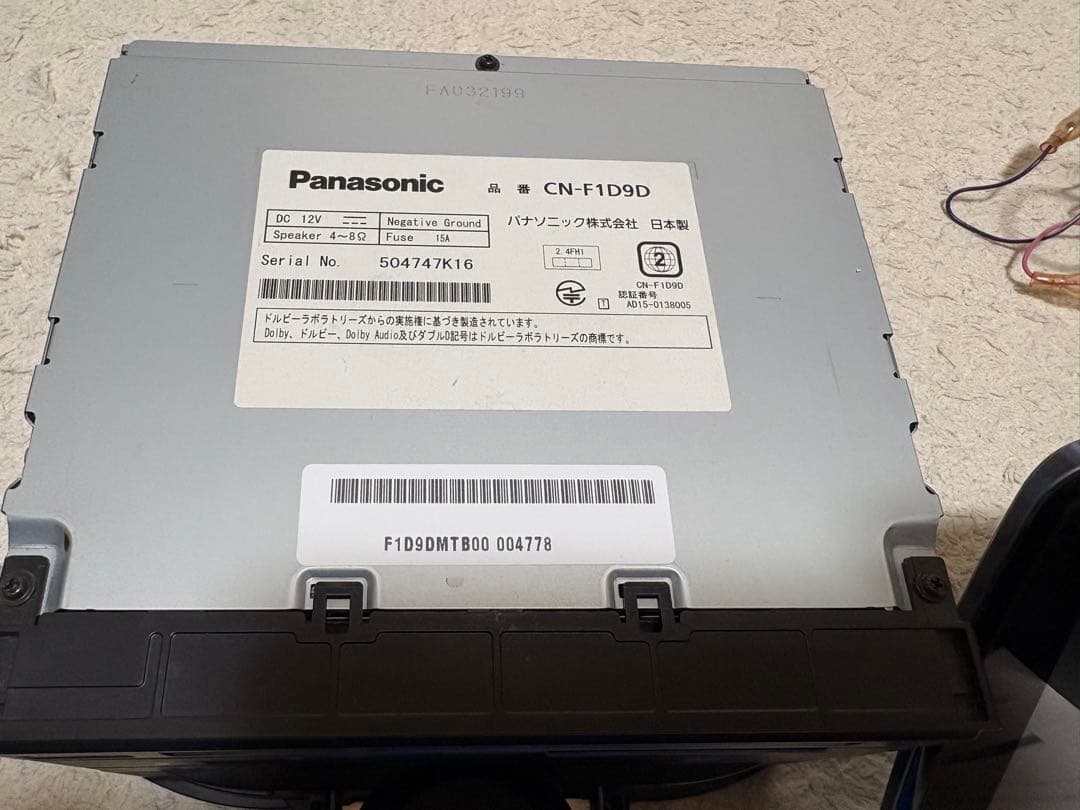 Panasonic CN-F1D9D カーナビ 本体と配線　パナソニック