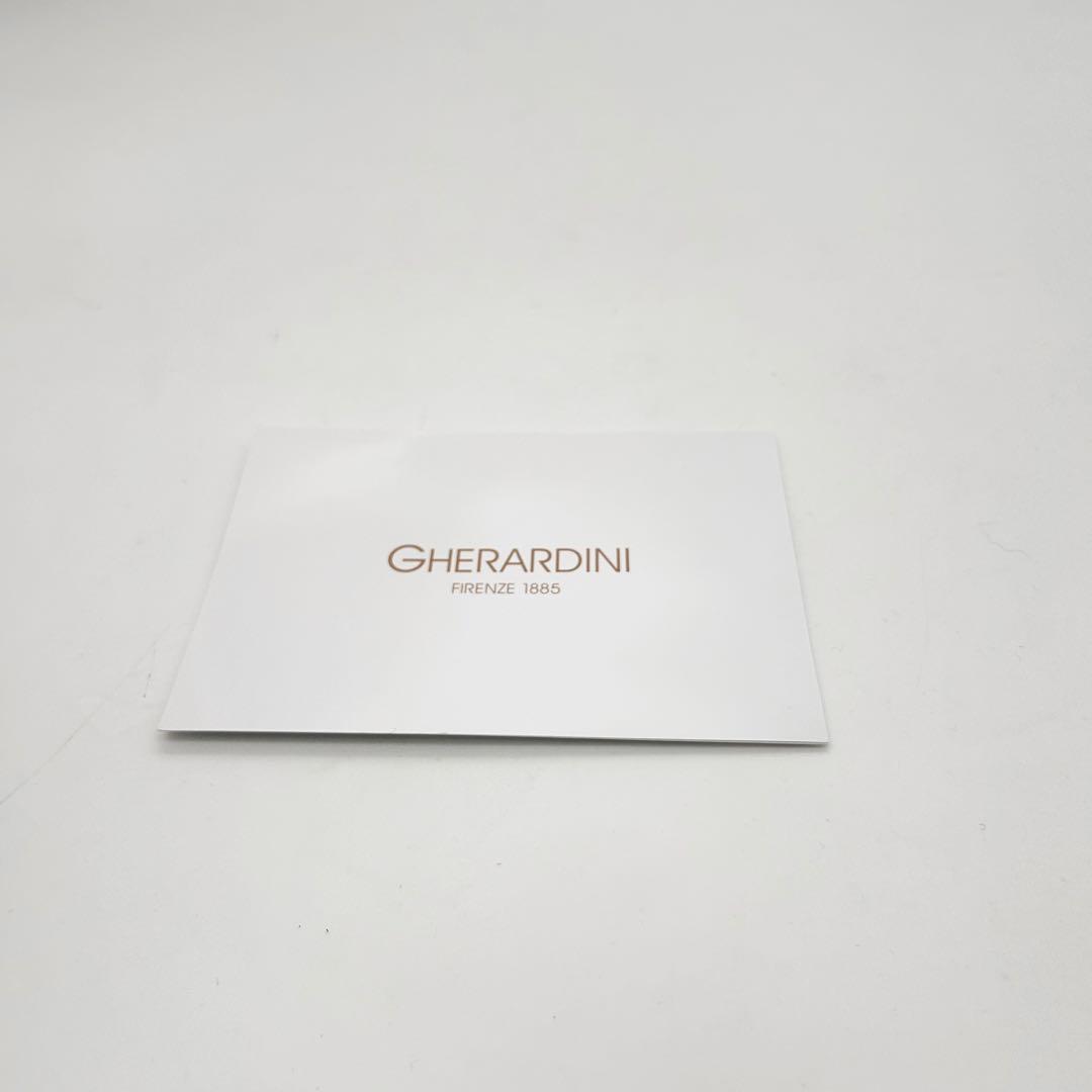 【未使用】　ゲラルディーニ　ソフティ　ショルダーバッグ　斜め掛け◎