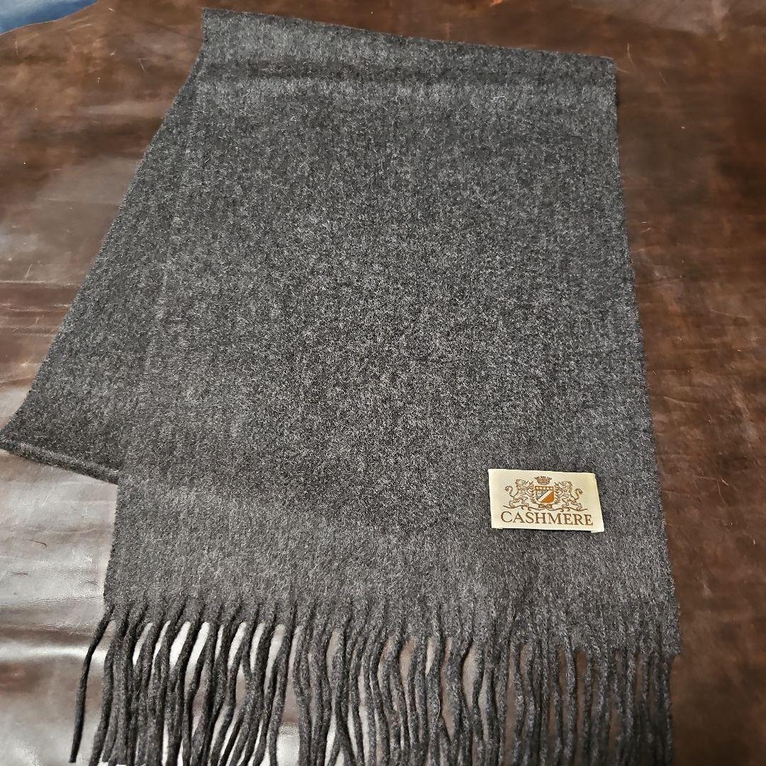 ホワイトカシミヤマフラー