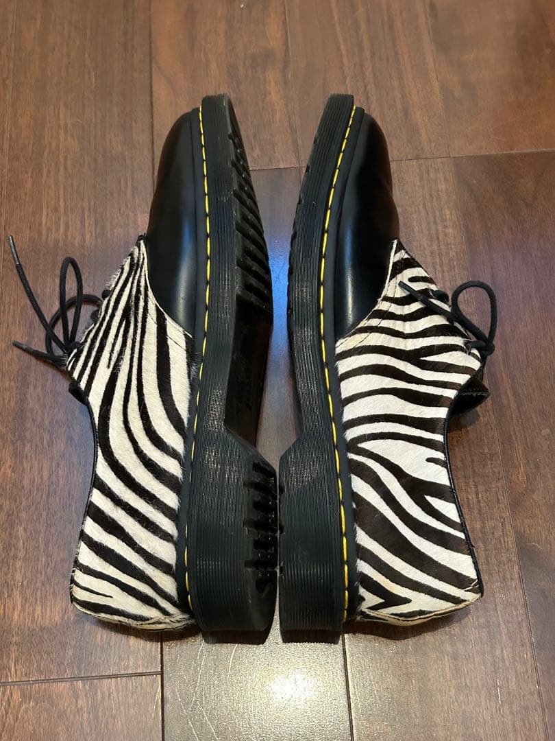 ドクターマーチン UK10 ゼブラ