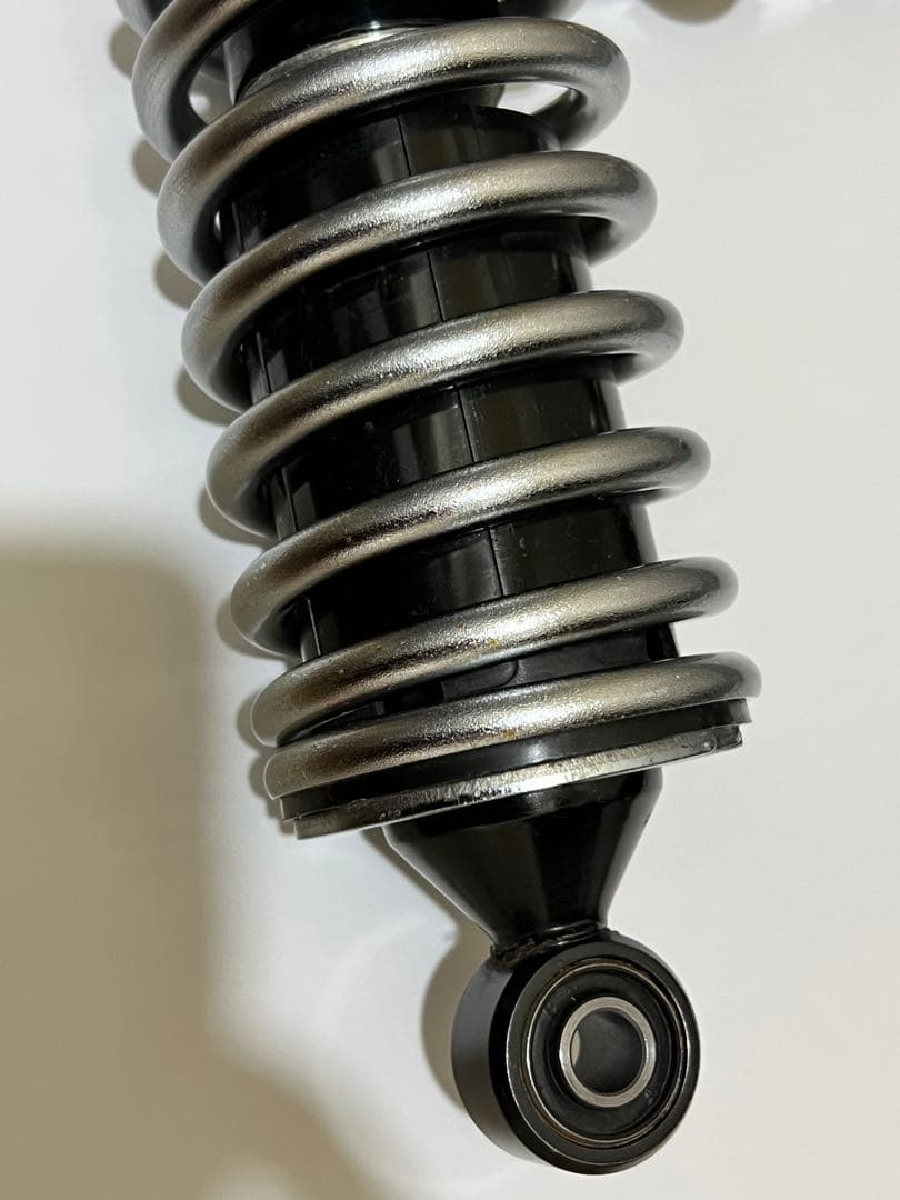 ゼファーχ 純正リアサスペンション