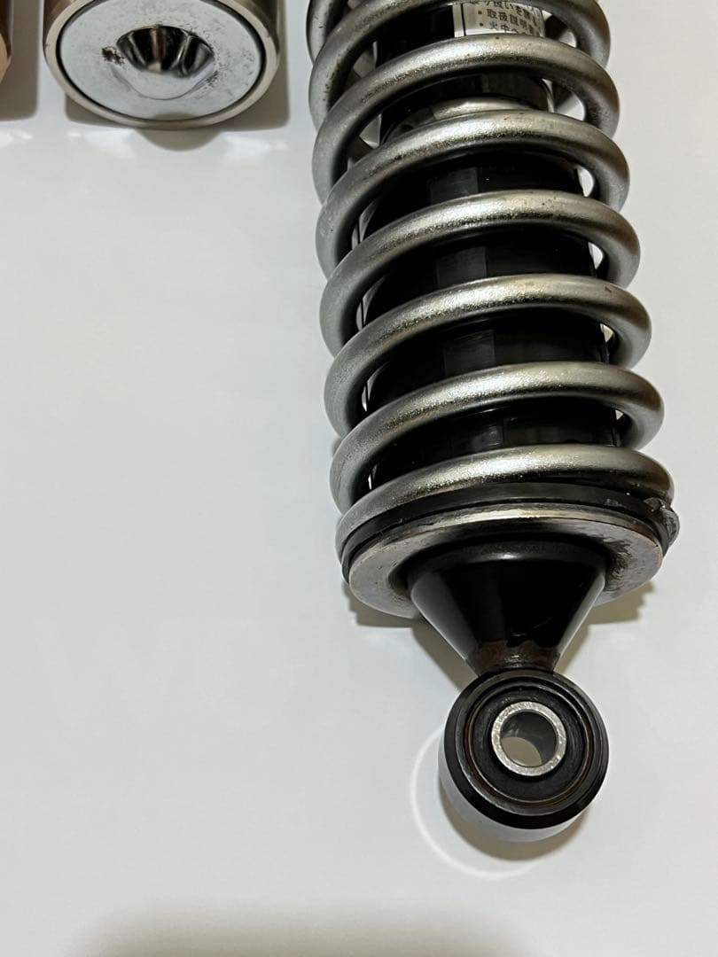 ゼファーχ 純正リアサスペンション