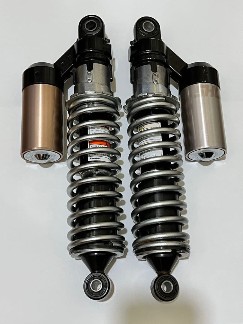 ゼファーχ 純正リアサスペンション