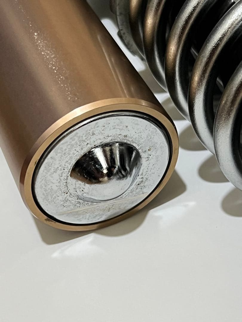 ゼファーχ 純正リアサスペンション