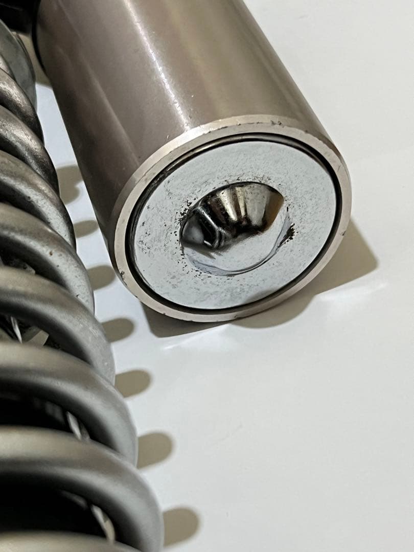 ゼファーχ 純正リアサスペンション