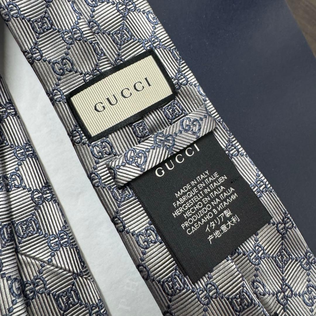定価3.6万 近年モデル GUCCI グッチ GG柄 ネクタイ 蜂 シルバー