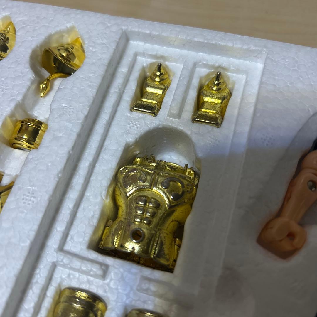 聖闘士星矢　タウラスクロス アクションフィギュア