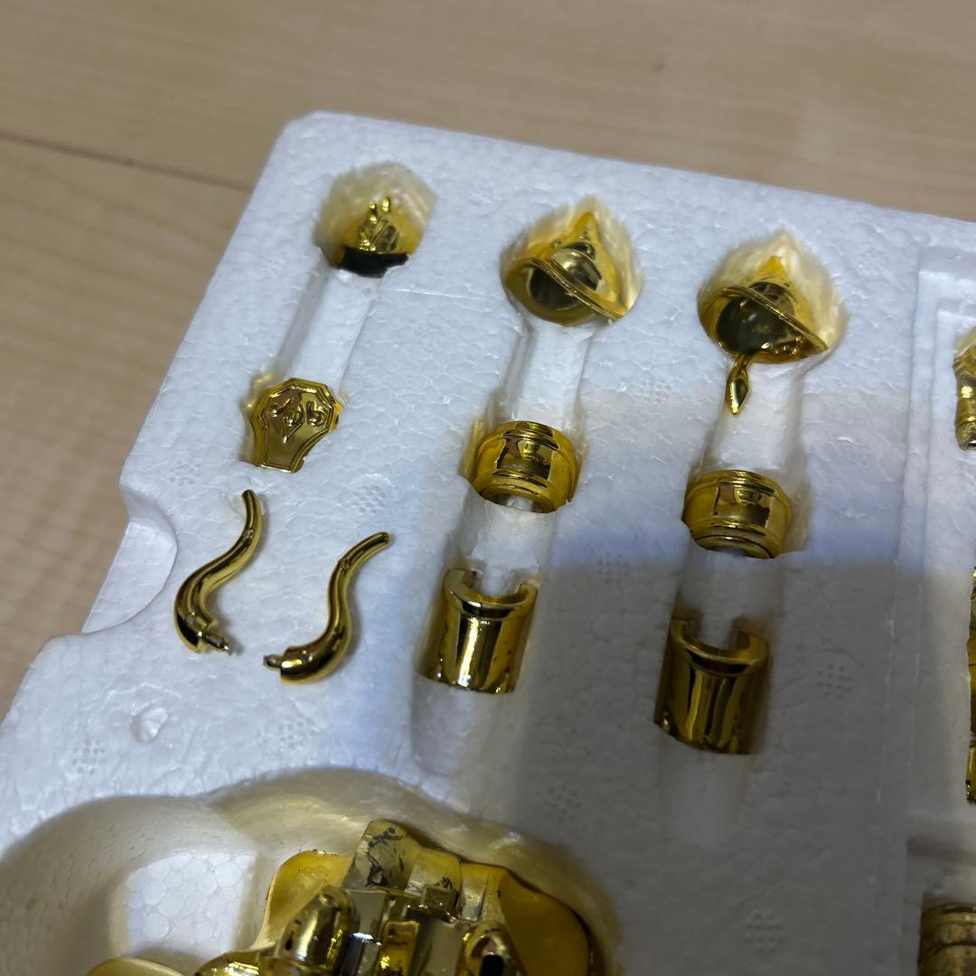 聖闘士星矢　タウラスクロス アクションフィギュア