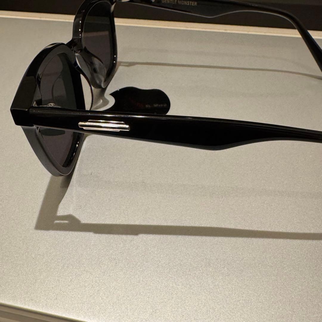 ジェントルモンスター LILIT ブラックレンズ お値下げ交渉⭕️
