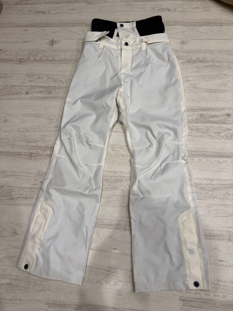 ROXY スノーボードウェア(上下) ニット帽 手袋付き お得な4点セット