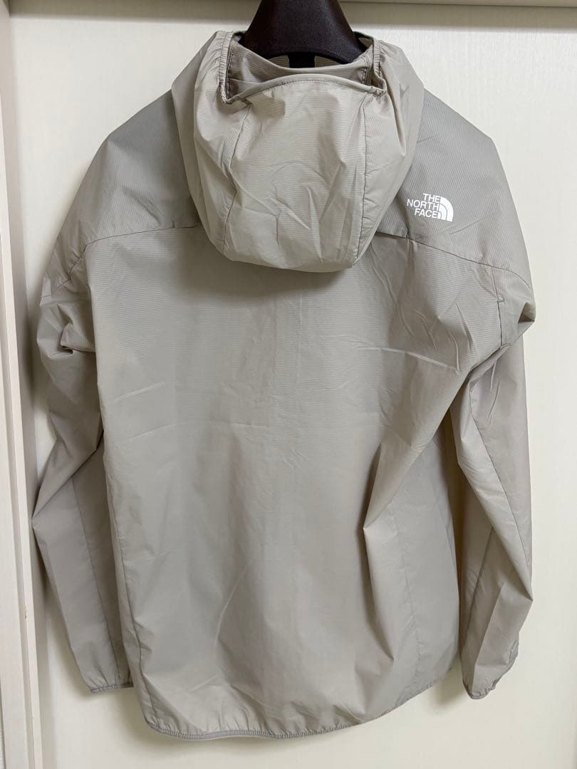未使用)ノースフェイス スワローテイルベントフーディ アイボリー サイズL