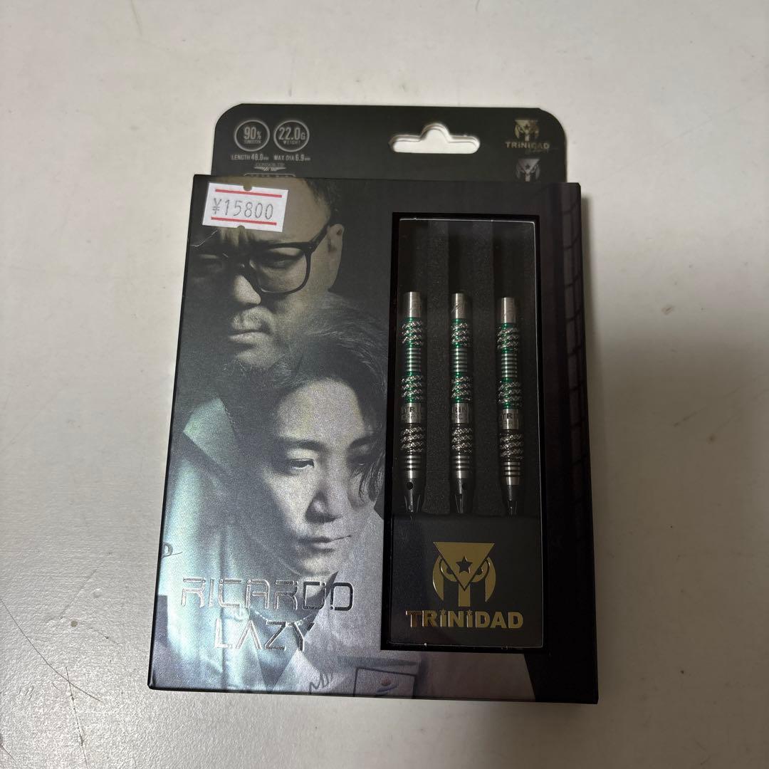 TRINIDAD RICARDO LAZYダーツ