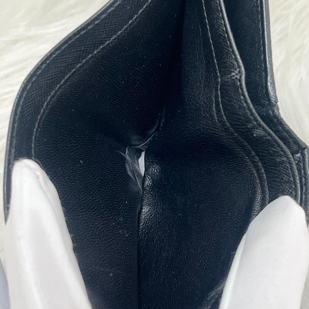 プラダ　PRADA サフィアーノ 二つ折り財布 フィアーノレザー 黒