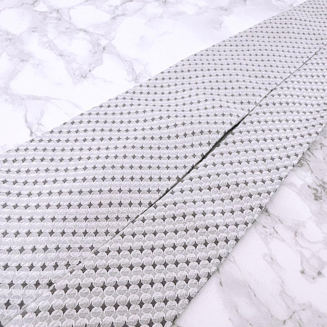 ✨未使用タグ付き✨GUCCI ドットストライプ　各シーンに万能重宝　ネクタイ