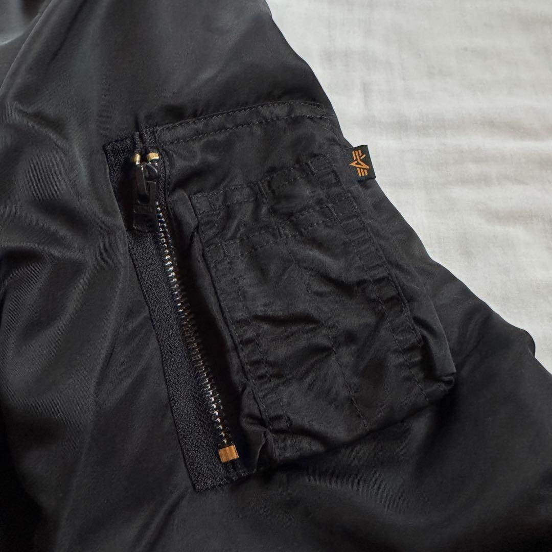 ALPHA INDUSRIES MA-1 フライトジャケット●M 20004