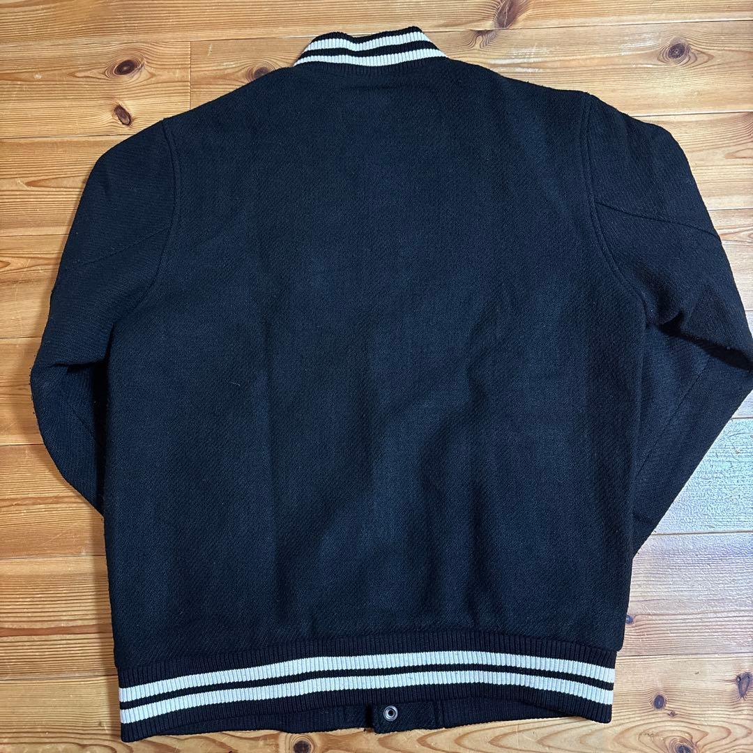 【美品】Carhartt カーハート スタジャン バーシティジャケット