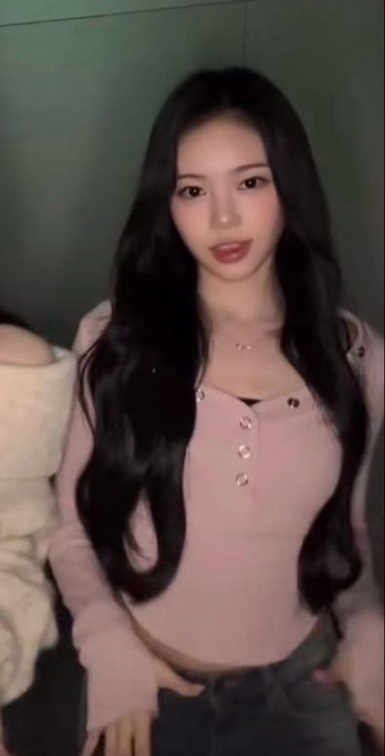 PLEASENOFOLLOW Bunny Snap Button Top イアン