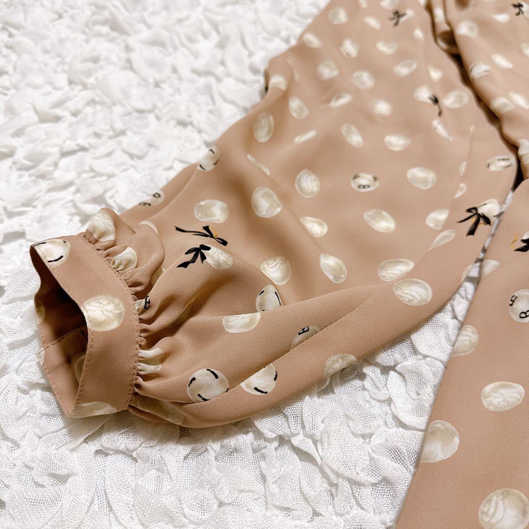 【新品未使用】インゲボルグ　パール水玉pt.チュニック　ブラウス