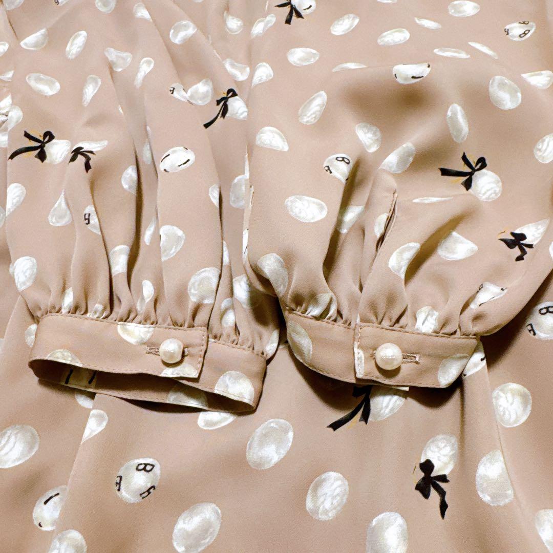 【新品未使用】インゲボルグ　パール水玉pt.チュニック　ブラウス