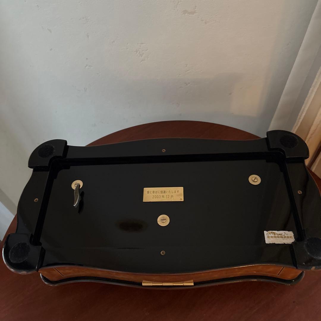 リュージュ　オルゴール　144弁　 白薔薇象嵌　共鳴箱　オルゴール療法 カノン