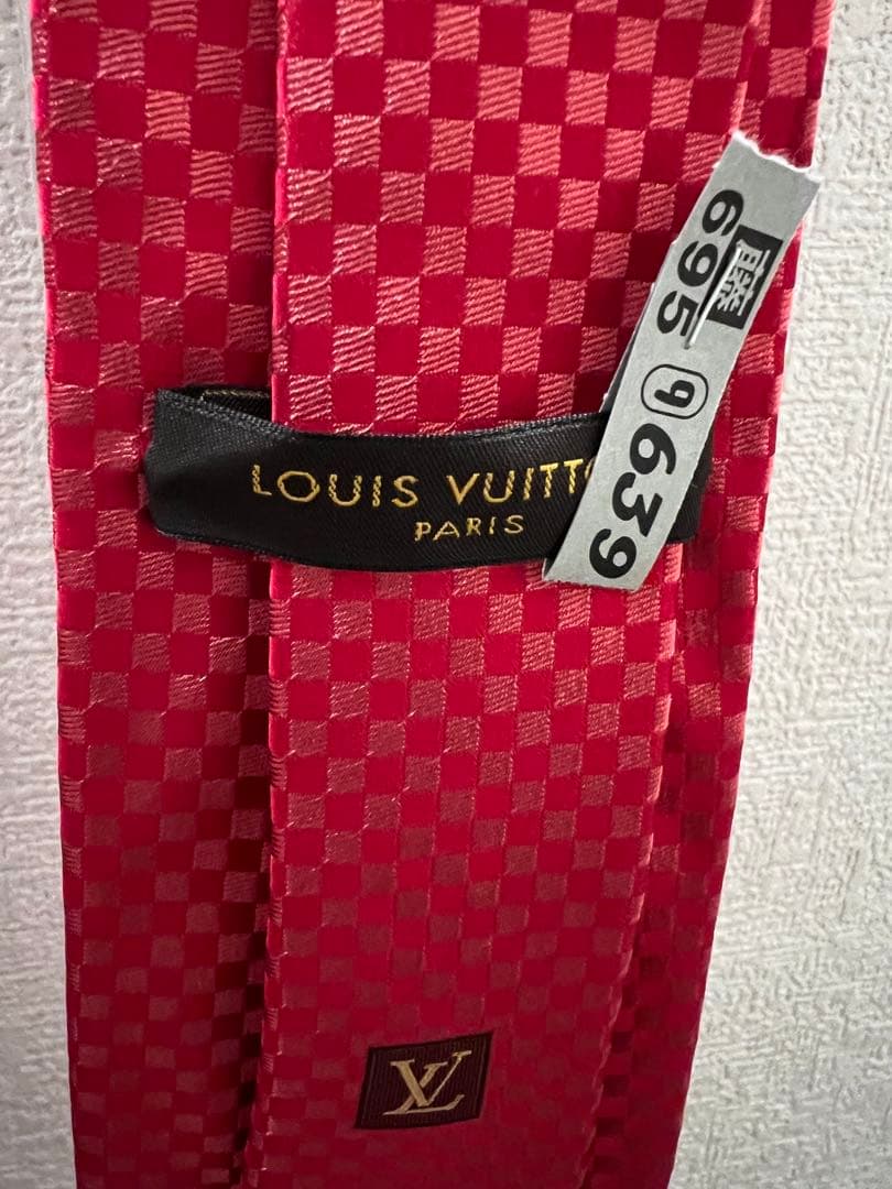ルイヴィトン ネクタイ　美品
