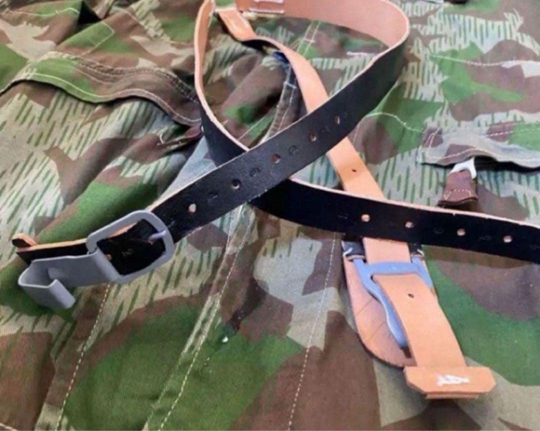 ★さわ★WWⅡドイツ軍降下猟兵用バックル&ベルト＋サスペンダー(レプリカ）
