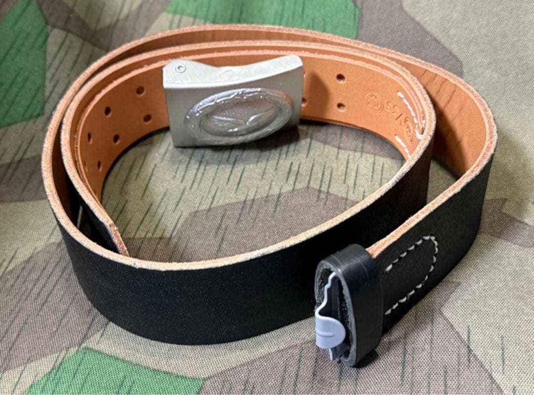 ★さわ★WWⅡドイツ軍降下猟兵用バックル&ベルト＋サスペンダー(レプリカ）