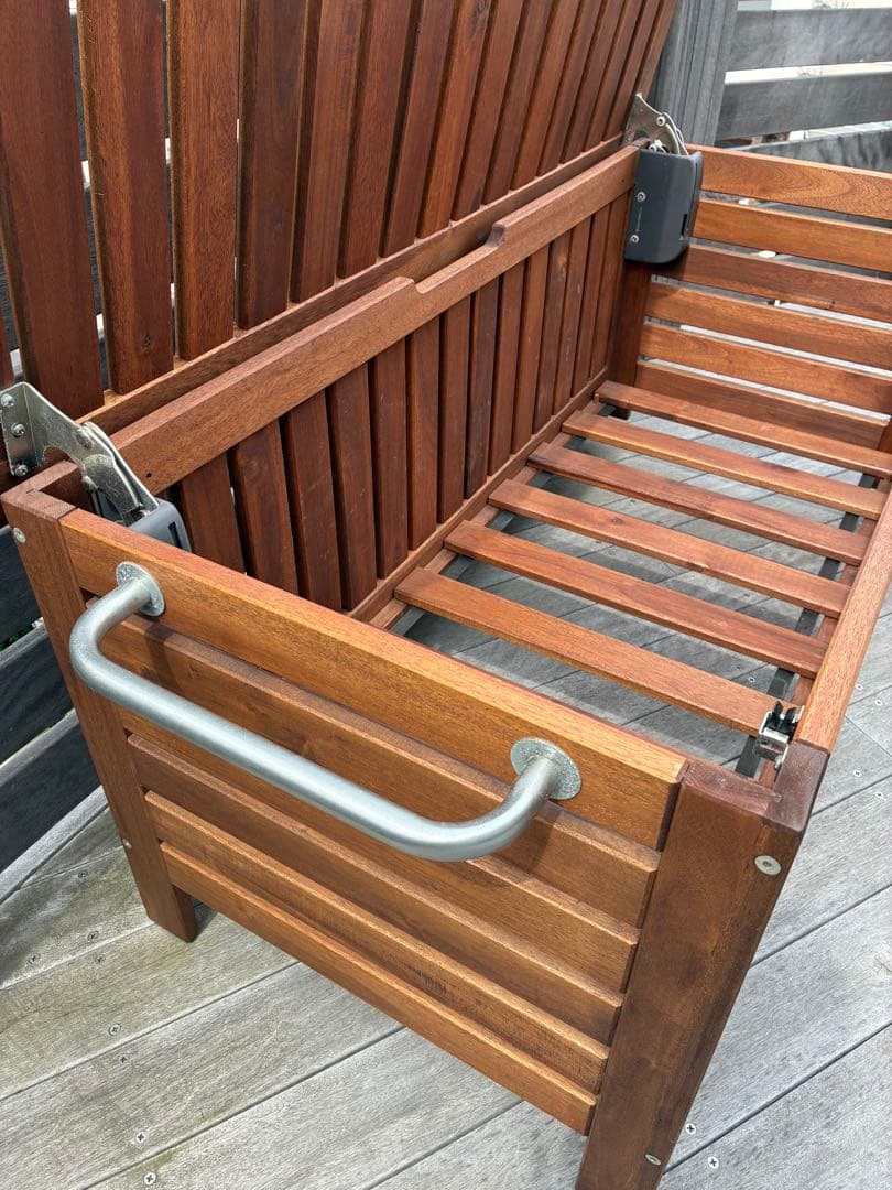 IKEAアウトドア木製収納ベンチキャビネット「エップラロー」