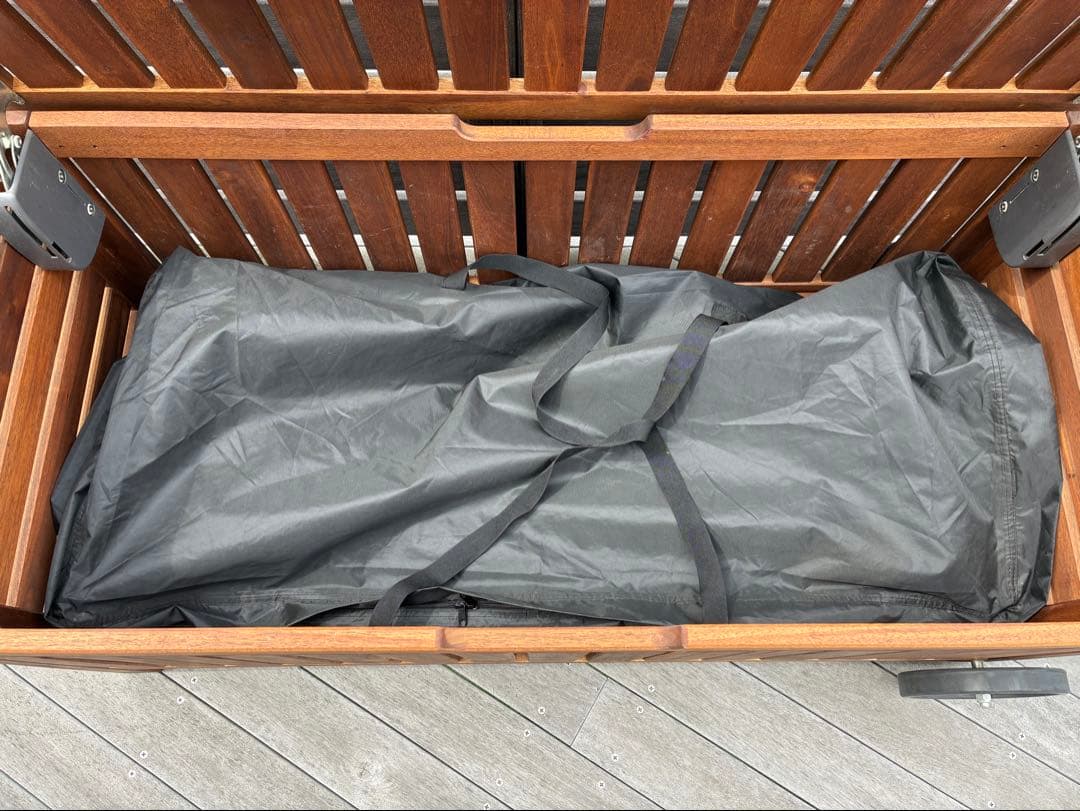 IKEAアウトドア木製収納ベンチキャビネット「エップラロー」