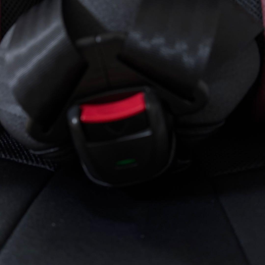 美品 コンビ ジョイトリップ エッグショック GH ジュニアシート