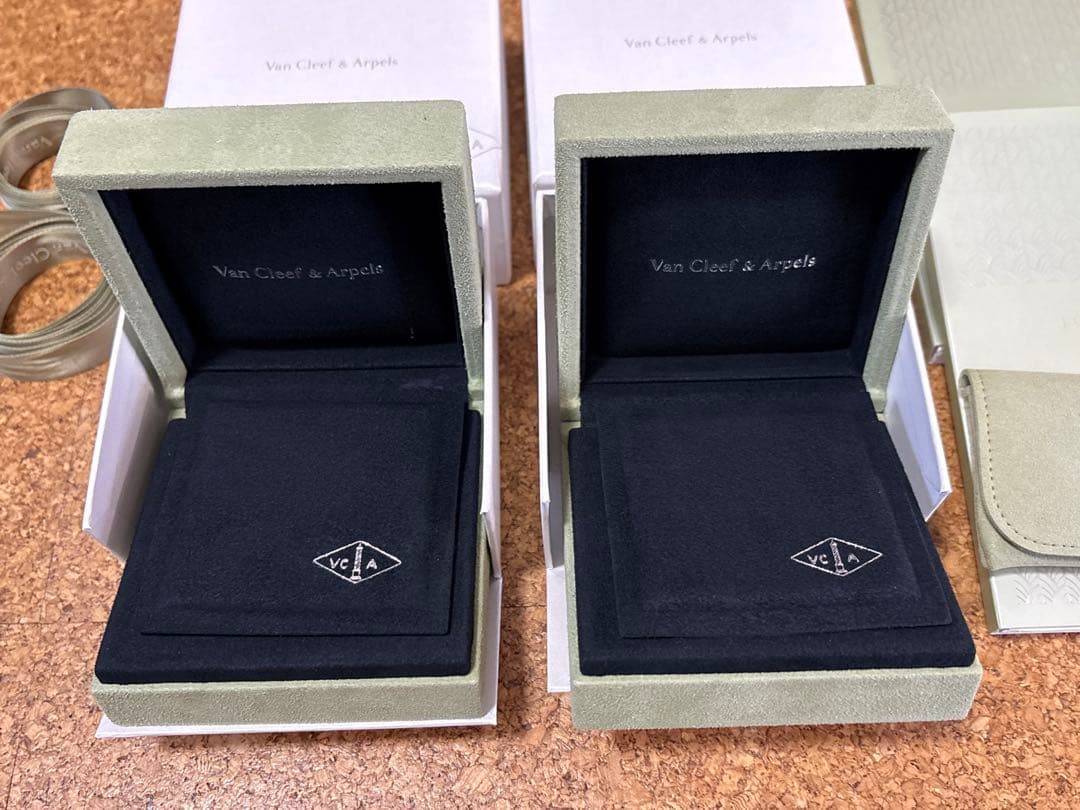 ヴァンクリーフ　空箱　ネックレス