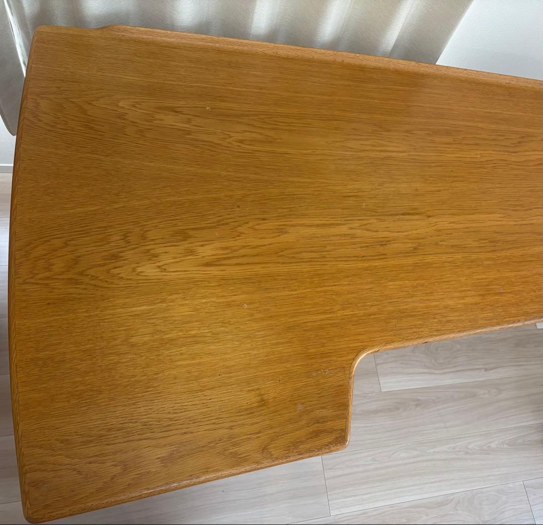 Goran Strandデザイン　デスク