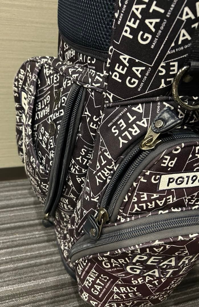 パーリーゲイツ☆自立-スタンド式キャディバッグ ☆紺×白ステッカー柄！